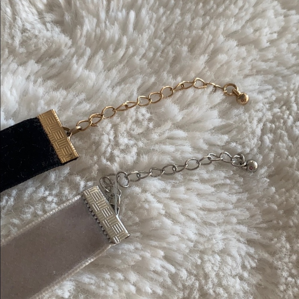 3 Velvet Chokers - Picture 2 of 3
